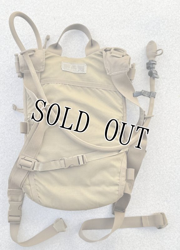 画像3: 米軍放出品 CAMELBAK キャメルバック   ハイドレーションバッグ AMBUSH（アンブッシュ）  (3)