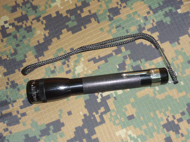 米軍放出品 Mini Maglite ミニマグライト タクティカル ストロボ フラッシュ ライト