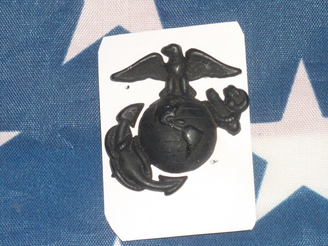 画像1: 米軍放出品,U S MARINES　USMC 海兵隊　帽章 (1)