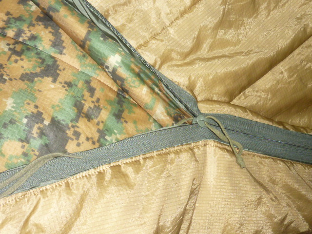 実物 USED 米軍 ZIP付き ポンチョライナー MARPAT コンディションA