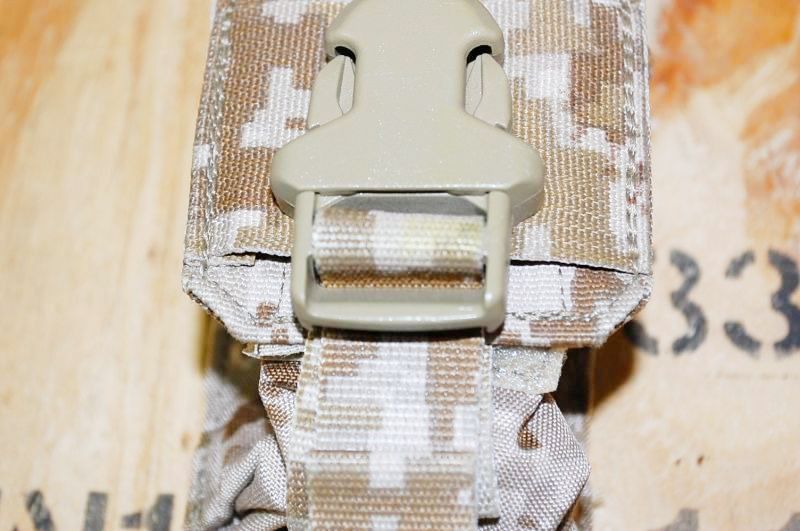 米軍実物 Eagle Smoke Grenade Pouch AOR1 Seal Devgru ポーチ