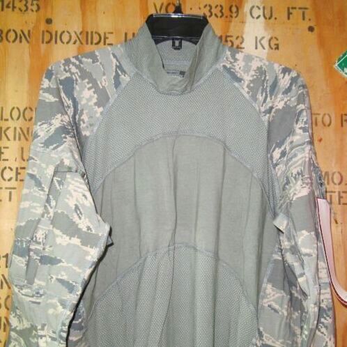 米軍放出品　U.S.ARMY Combat Shirt コンバットシャツ　M