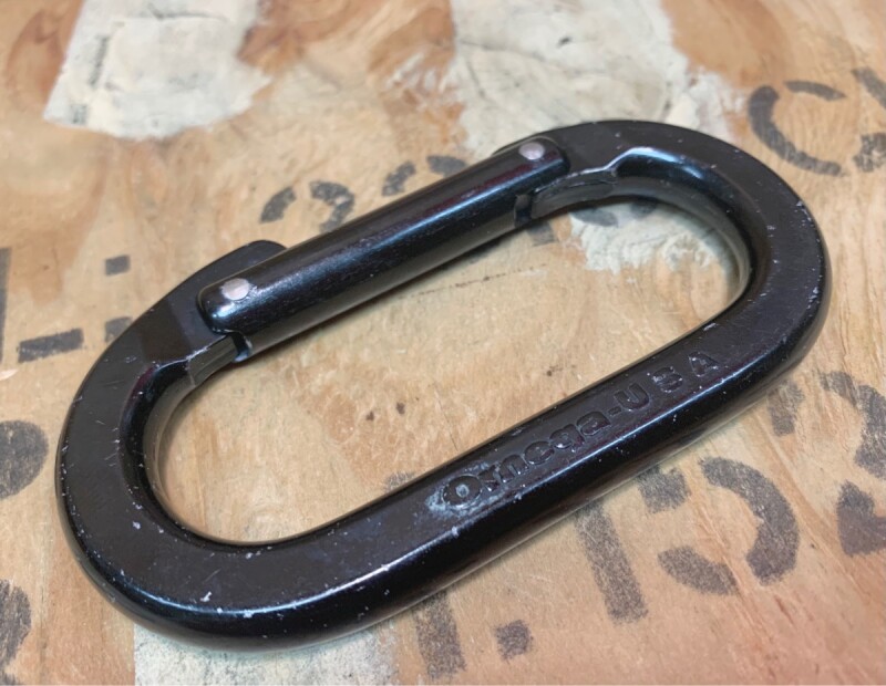 米軍放出品 OMEGA USA Dリング カラビナ BLACK ミリタリーTOOLS