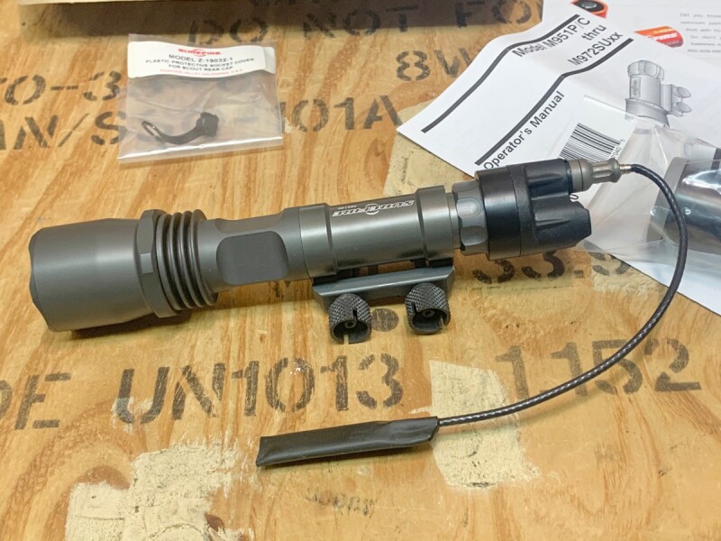 最終値下げ レア surefire M961 ウェポンライト