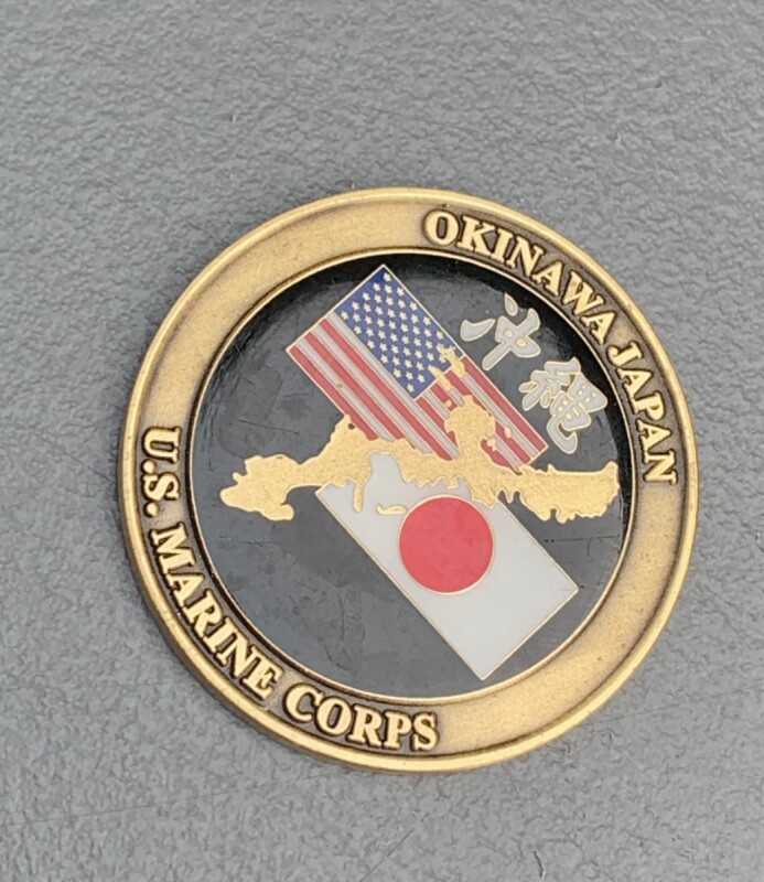 在沖縄海兵隊　　太平洋海兵隊司令官（中将）チャレンジコイン