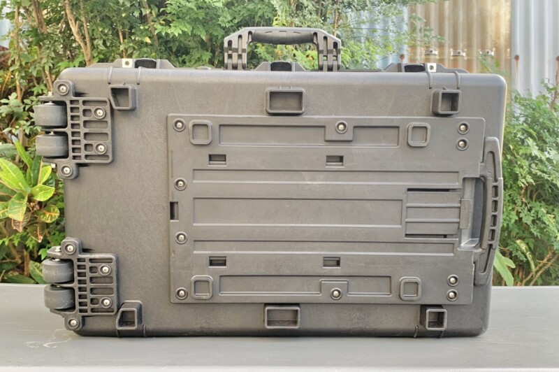 PELICAN ハードケース 1650 N 87L ブラック 1650-020-110