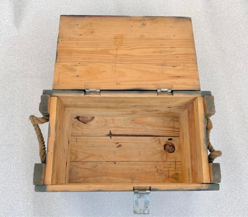 売り販促品 米軍 木箱 EXPLOSIVE MINES BOX - 収納家具
