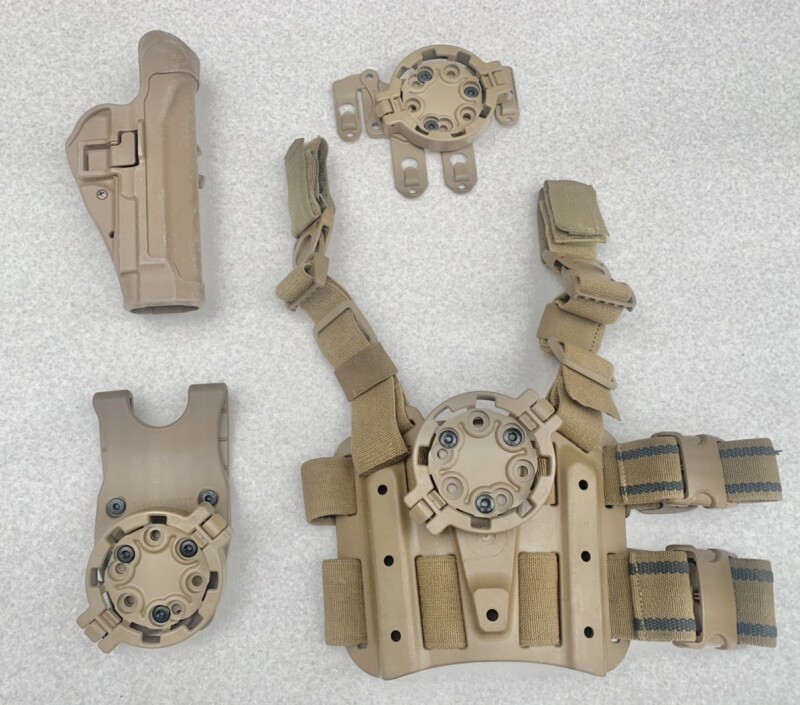 米軍実物 BLACKHAWK LEG HOLSTER U.S.M.C 官給品 ホルスター ポーチ