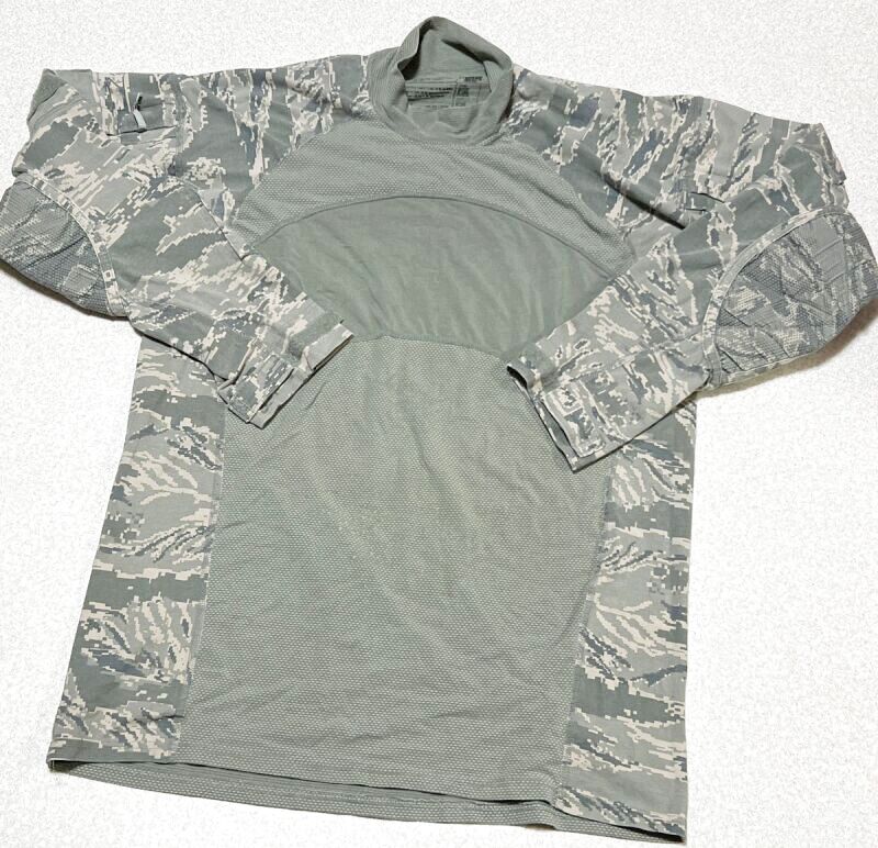 画像1: 米軍放出品　MASSIF　ABU　コンバットシャツ　LARGE (1)