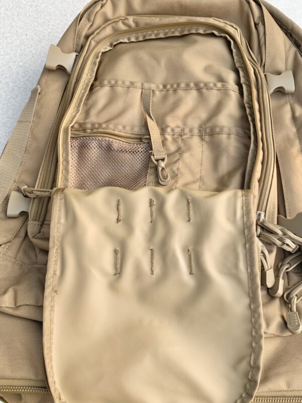 美品 USMC SOC Bugout Bag 3 DAY アサルト バックパック COYOTE-