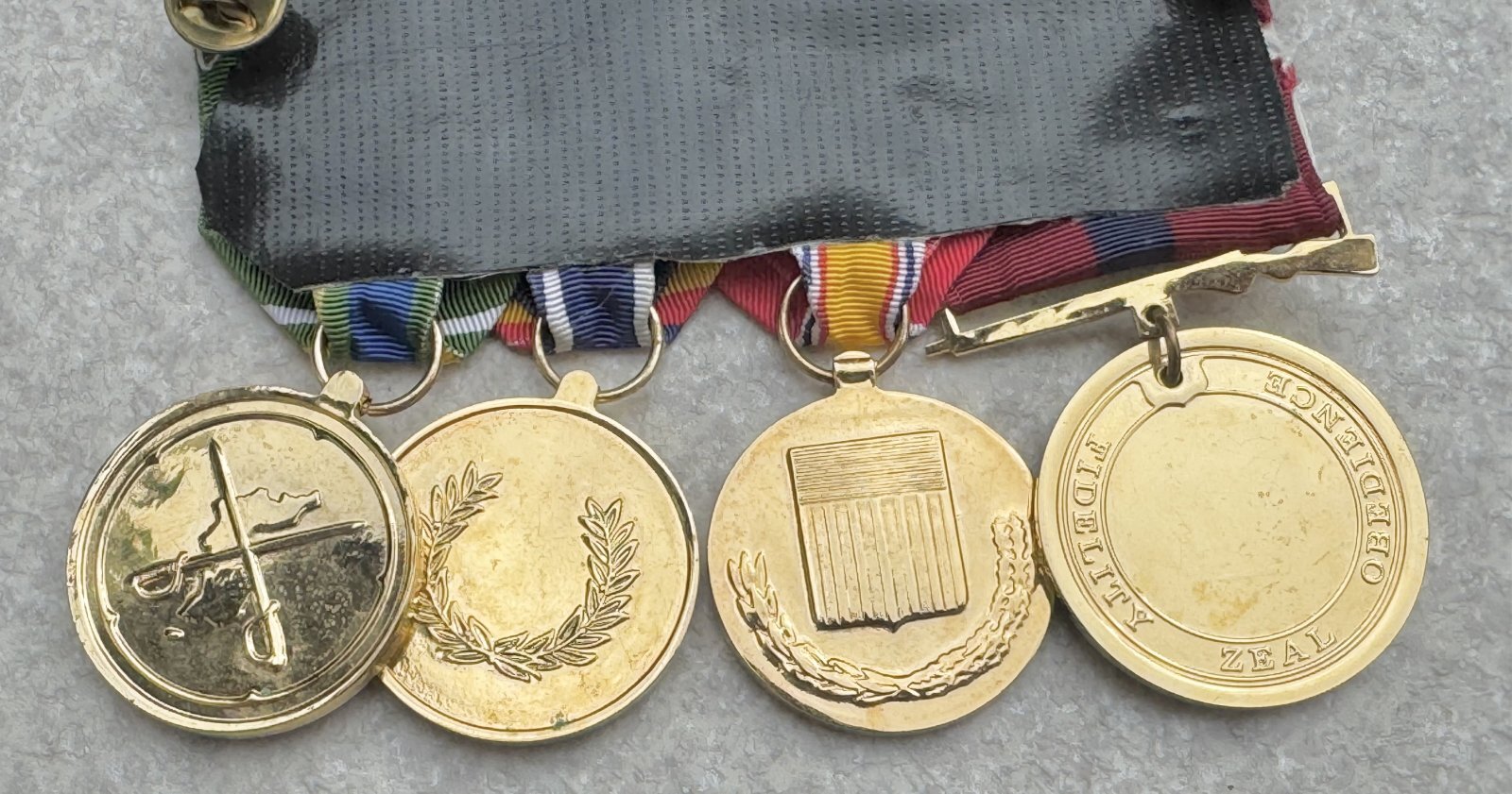 米軍実物 US MARINE リボン 勲章 リボン／リボンバー／ボタン